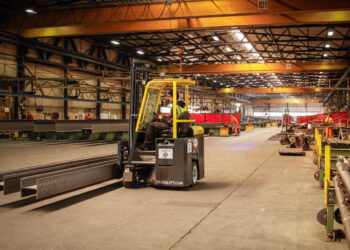 EA Group Combilift
