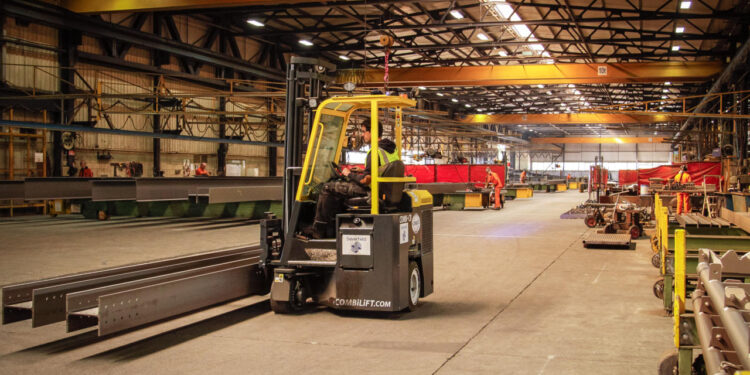 EA Group Combilift