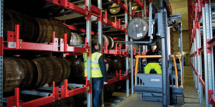 Crown distilleria