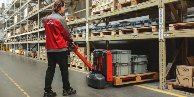 Arriva in magazzino il nuovo MT15 targato Linde