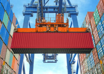 Materie prime e costi container in aumento