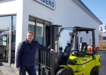 Clark arriva in Germania meridionale 