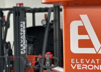 EV001