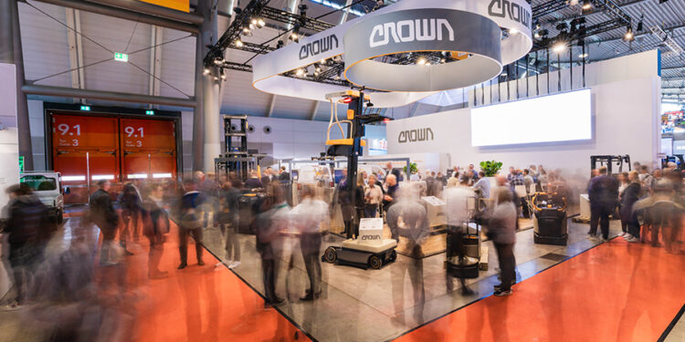 Crown LogiMAT 2026 Muletti Dappertutto - serie WJ successo